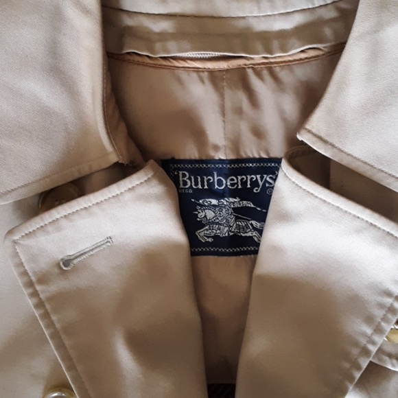 Burberry Jackets & Blazers - CLEARANCE  VINTAGE Burberry's trench 12P